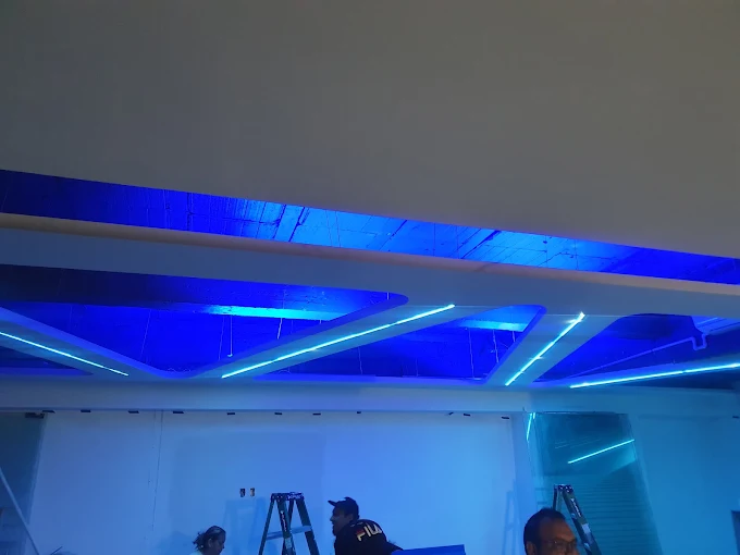 Instalación de iluminación LED en plafón realizada por PIME Ingeniería