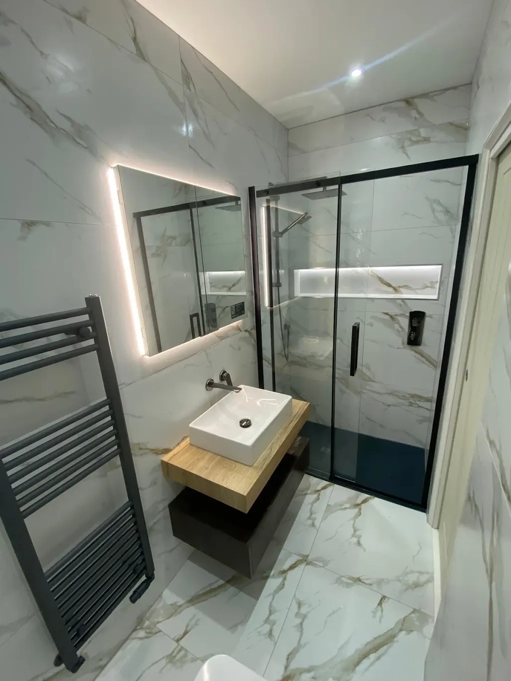 Luxury bathroom installation